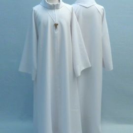 Saio con scapolare staccato con cappuccio - Confezioni Borelli abiti da  comunione, abiti talari, accessori da comunione e ecclesiastici